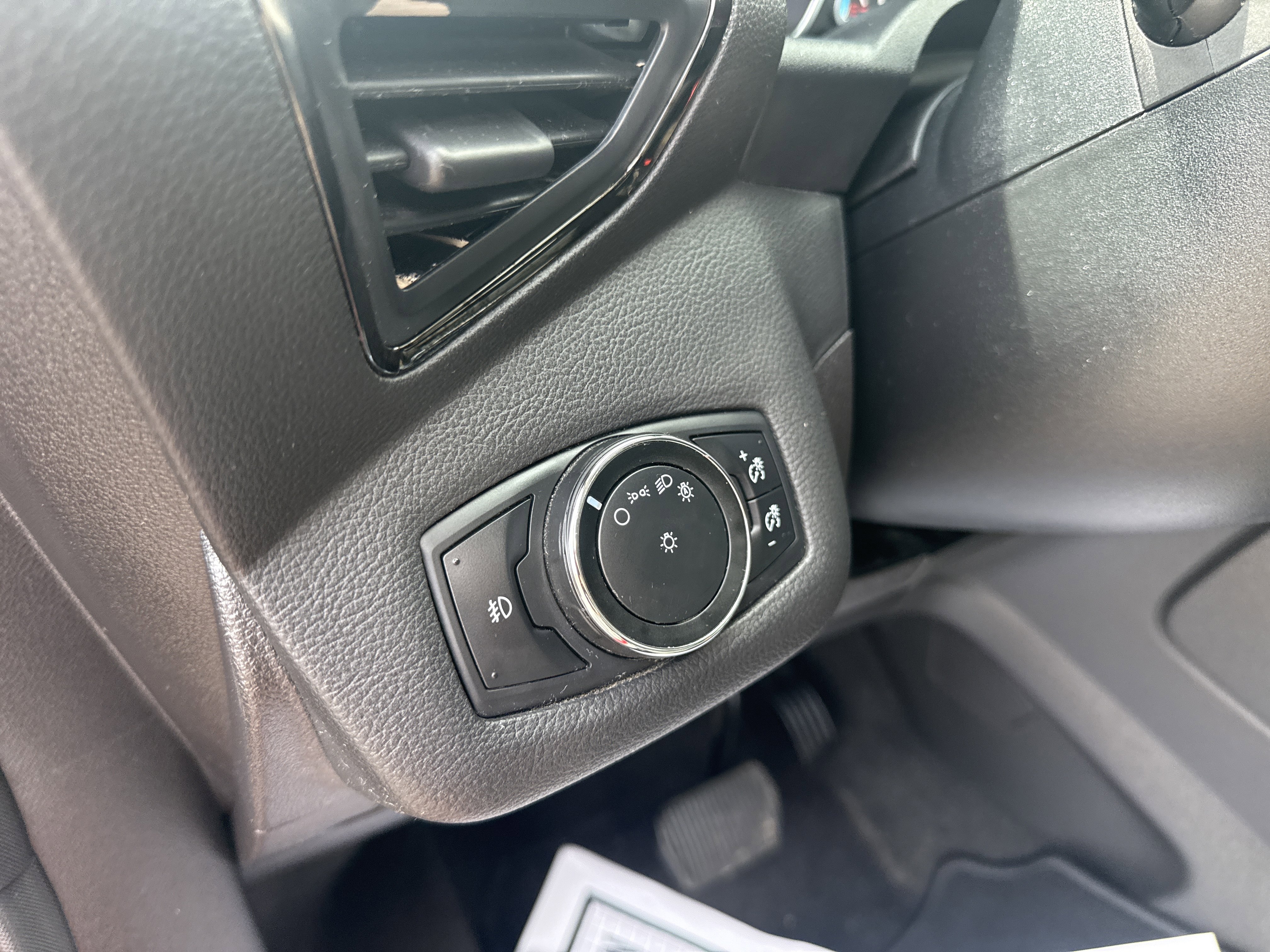 Used 2014 Ford Escape Titanium AWD/4WD image 21