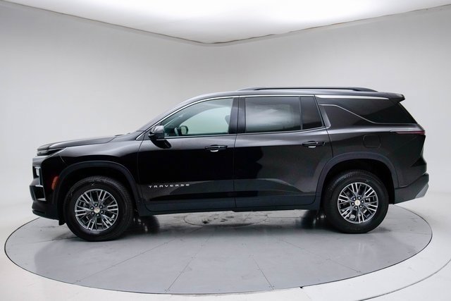 New 2026 Chevrolet Traverse LT w/ Enhanced Driving Package image 3