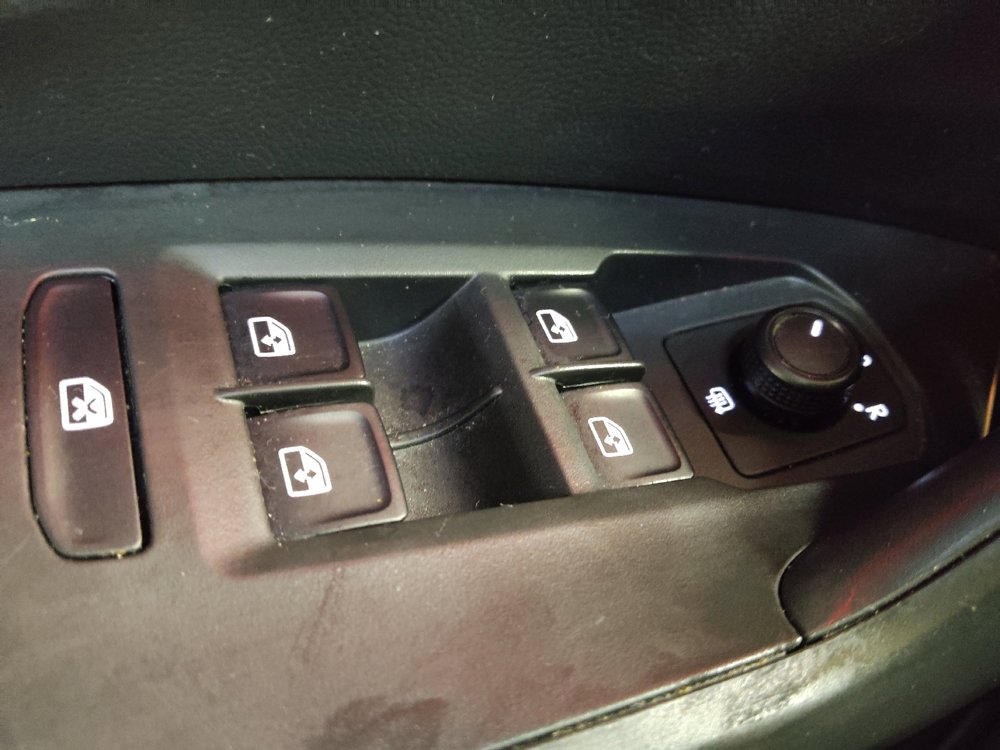 Used 2020 Volkswagen Jetta SEL image 27