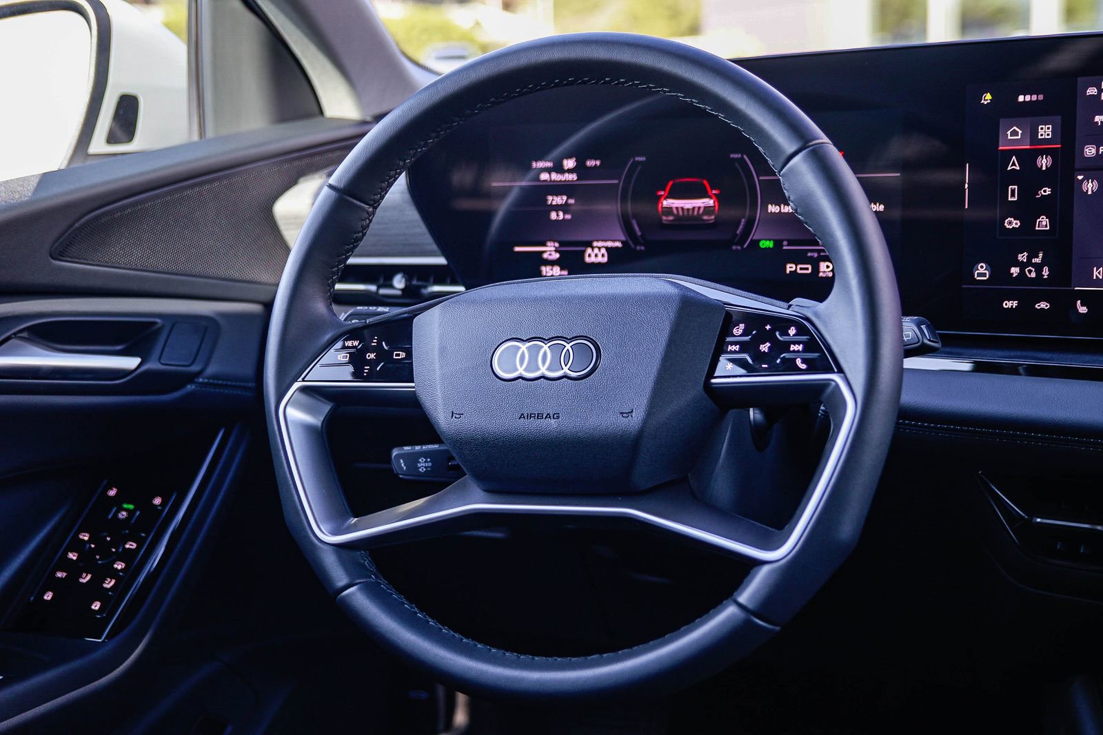 Certified 2025 Audi Q6 e-tron Premium w/ Convenience Package image 16