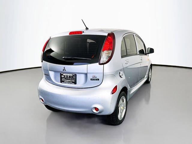 Used 2012 Mitsubishi i SE RWD image 7