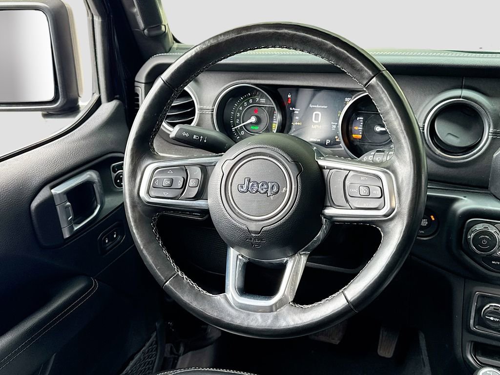 Used 2023 Jeep Wrangler Unlimited Sahara w/ Cold Weather Group image 17