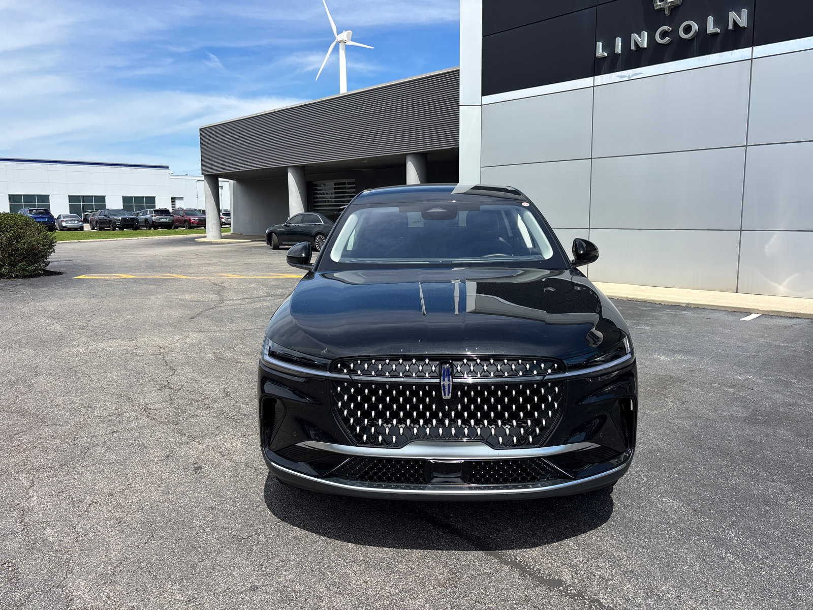 New 2026 Lincoln Nautilus Premier AWD/4WD image 2