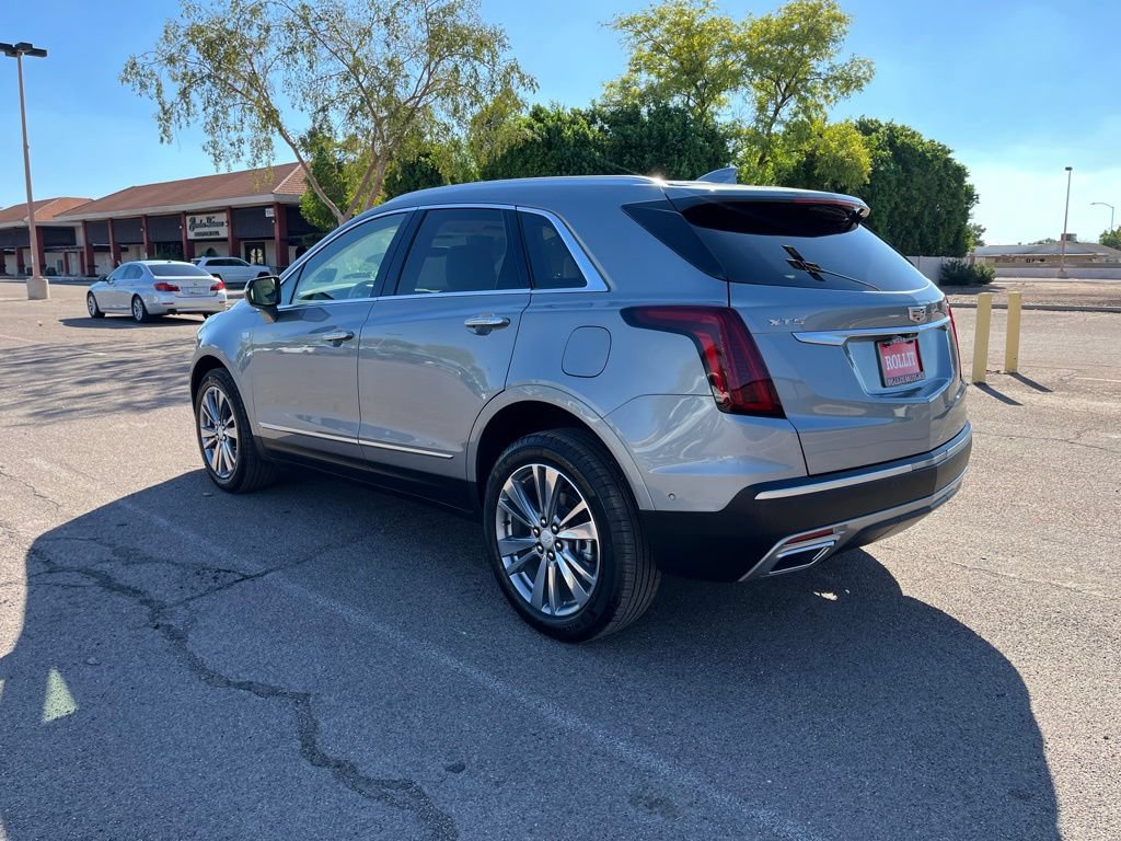 Used 2024 Cadillac XT5 Premium Luxury w/ Technology Package FWD image 7