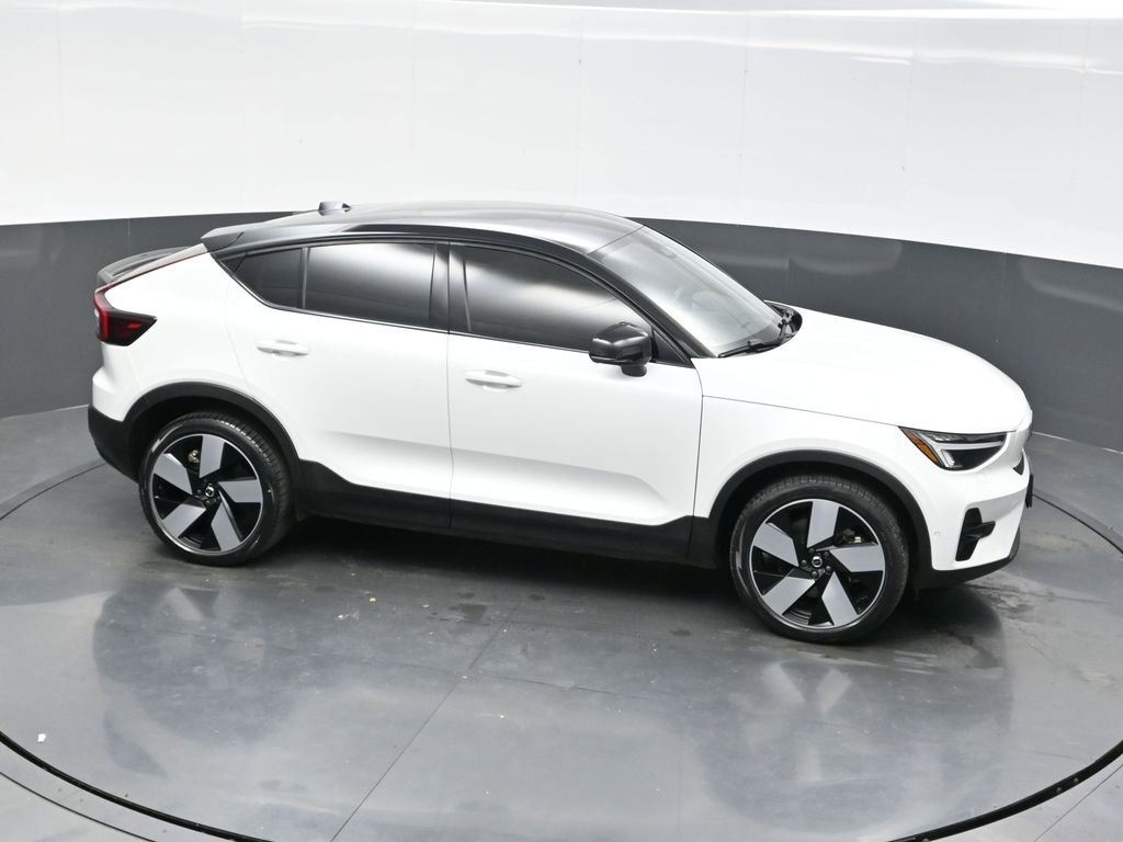Used 2022 Volvo C40 P8 Recharge Ultimate image 36