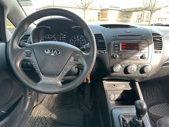 Used 2016 Kia Forte LX image 7