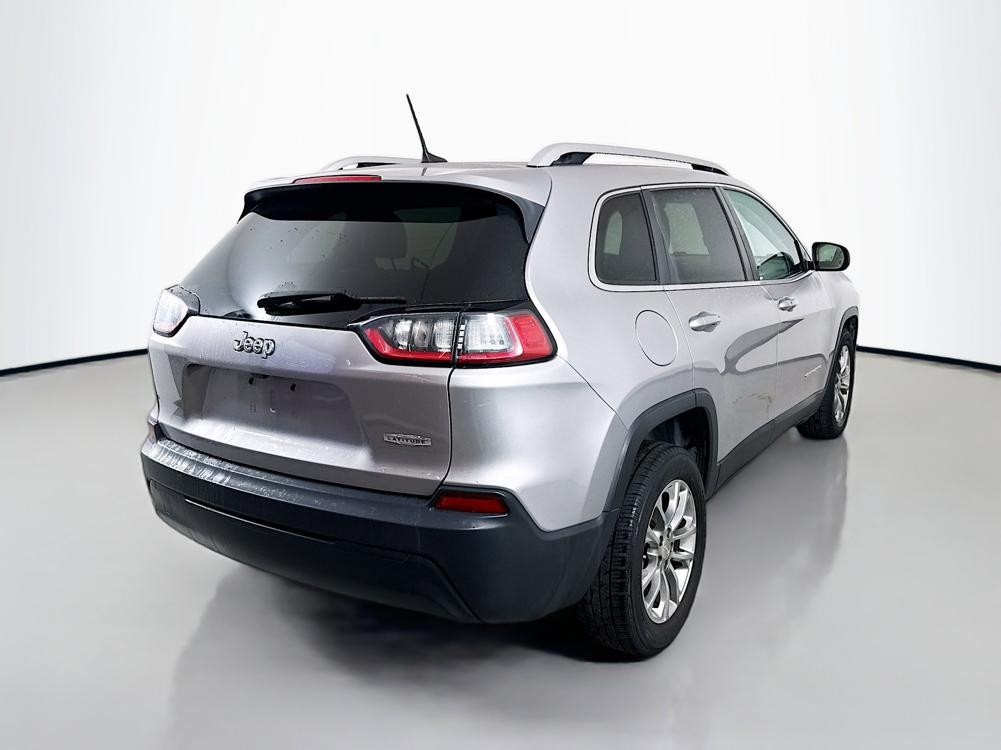 Used 2019 Jeep Cherokee Latitude Plus image 7