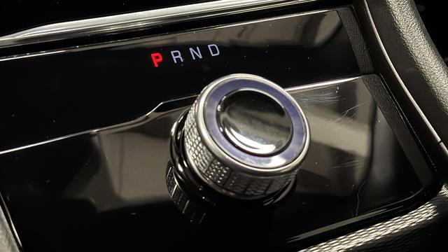 Used 2025 Jeep Grand Cherokee Altitude AWD/4WD image 33