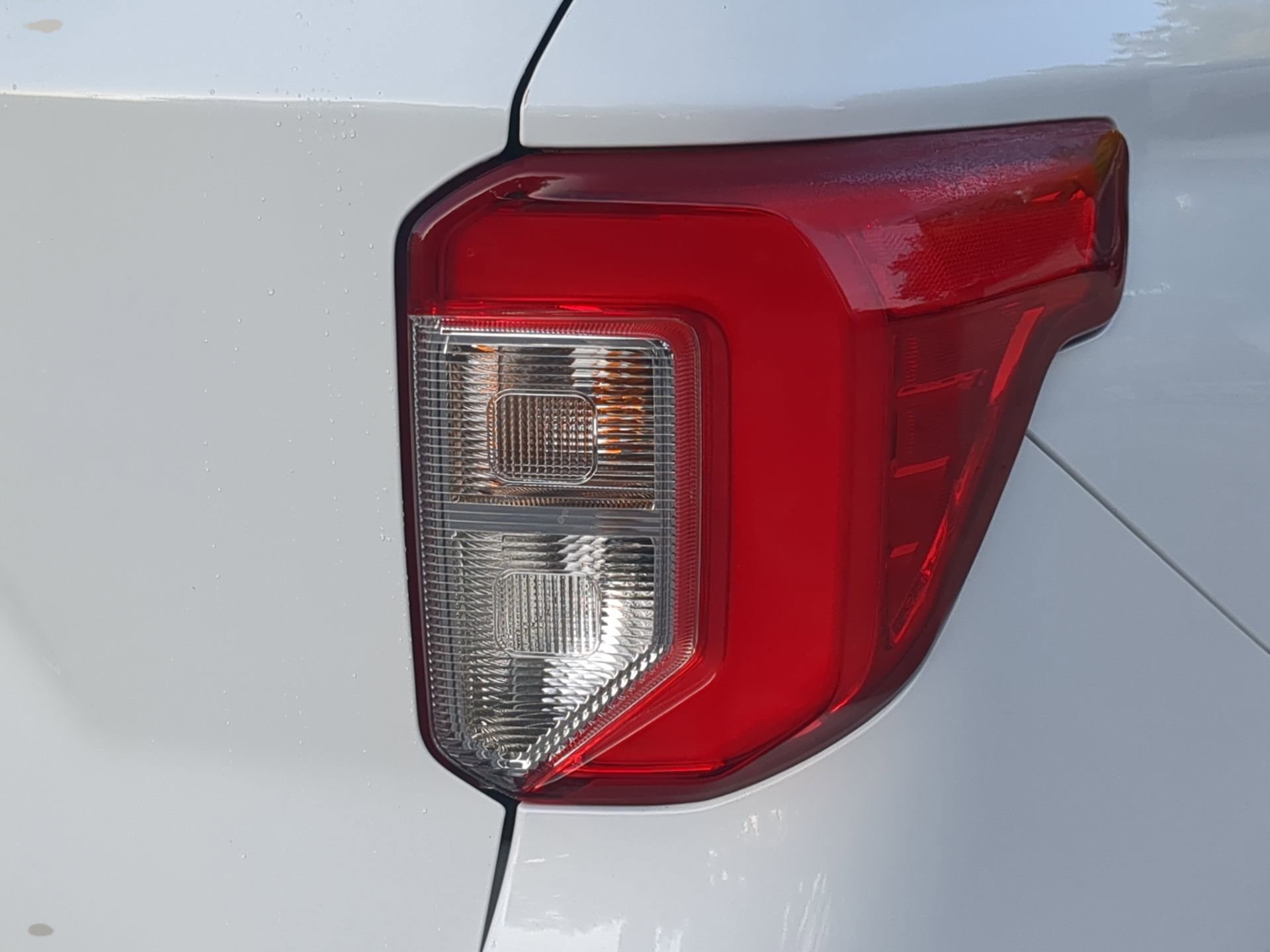 Certified 2021 Ford Explorer 2WD image 45