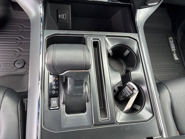 New 2025 Ford F150 Lariat w/ Equipment Group 501A Mid image 18