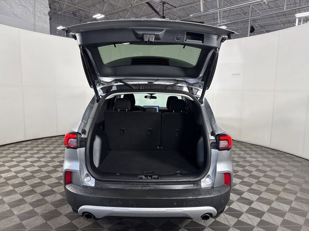 Certified 2023 Ford Escape Active w/ Tech Pack #2 AWD/4WD image 9
