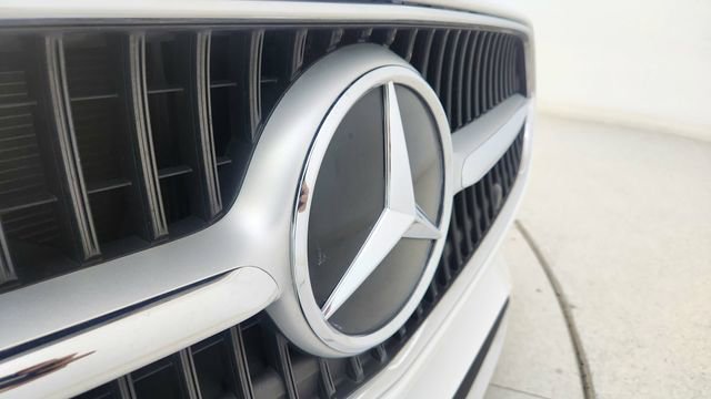 Used 2022 Mercedes-Benz C 300 Sedan image 16