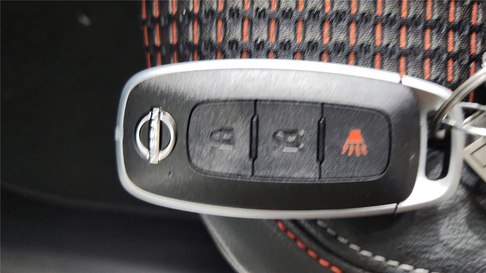 Used 2025 Nissan Kicks SR AWD/4WD image 20