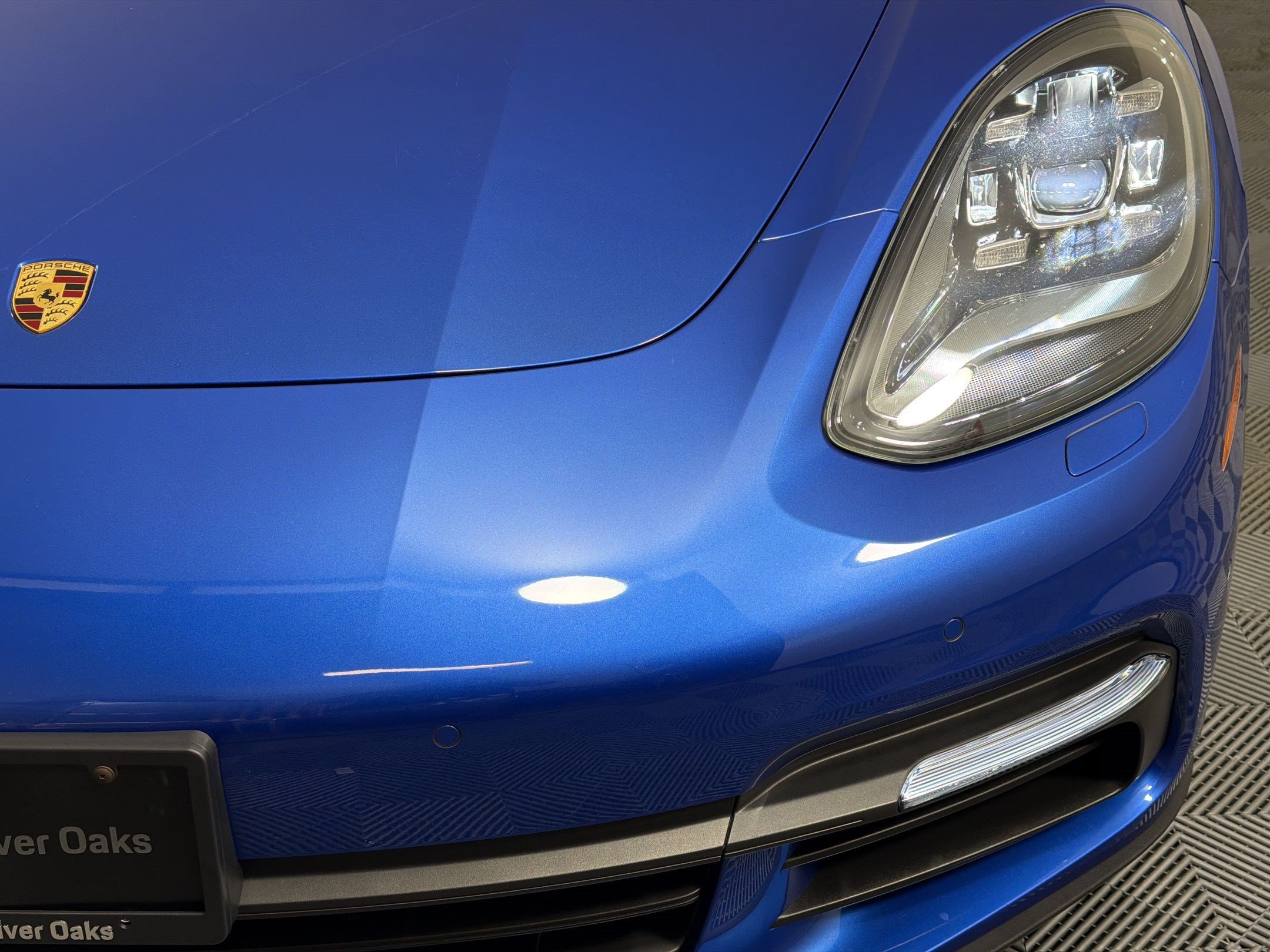 Certified 2019 Porsche Panamera image 12