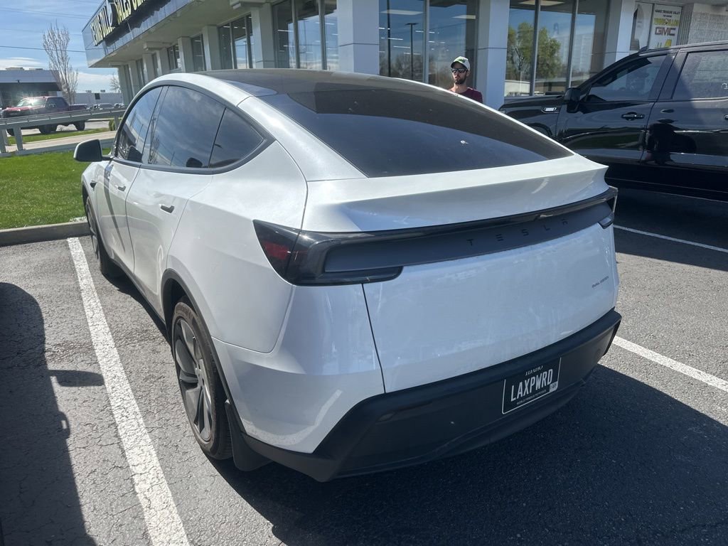 Used 2026 Tesla Model Y Long Range image 11