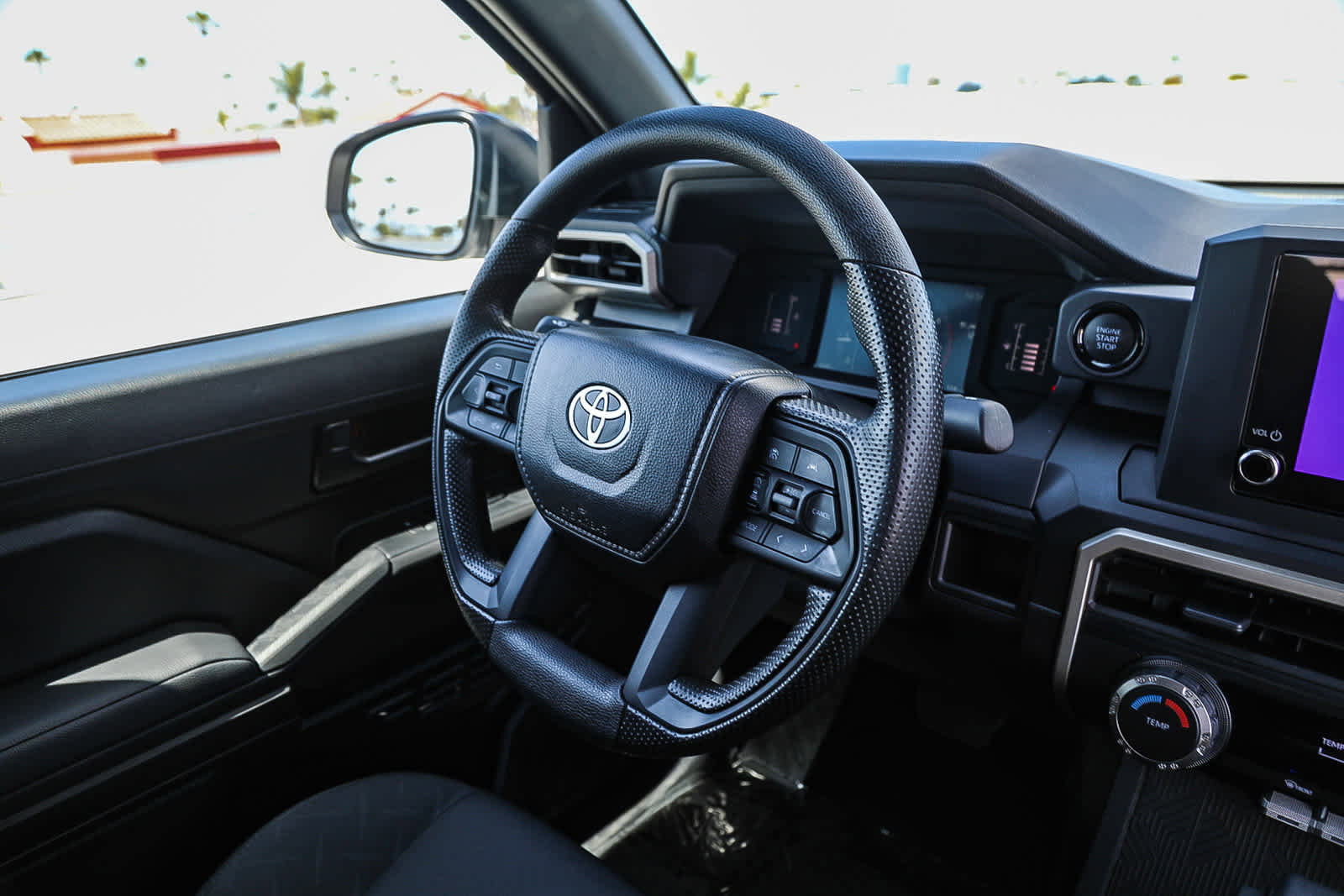 Used 2025 Toyota Tacoma SR RWD image 15