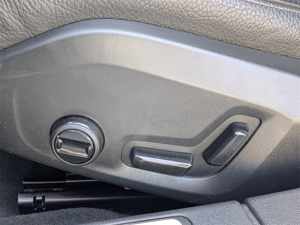 Used 2024 Volvo S60 B5 Plus image 20