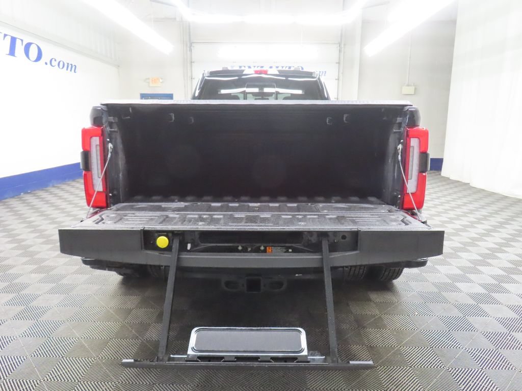 Used 2025 Ford F350 Platinum w/ Platinum Plus Package AWD/4WD image 40