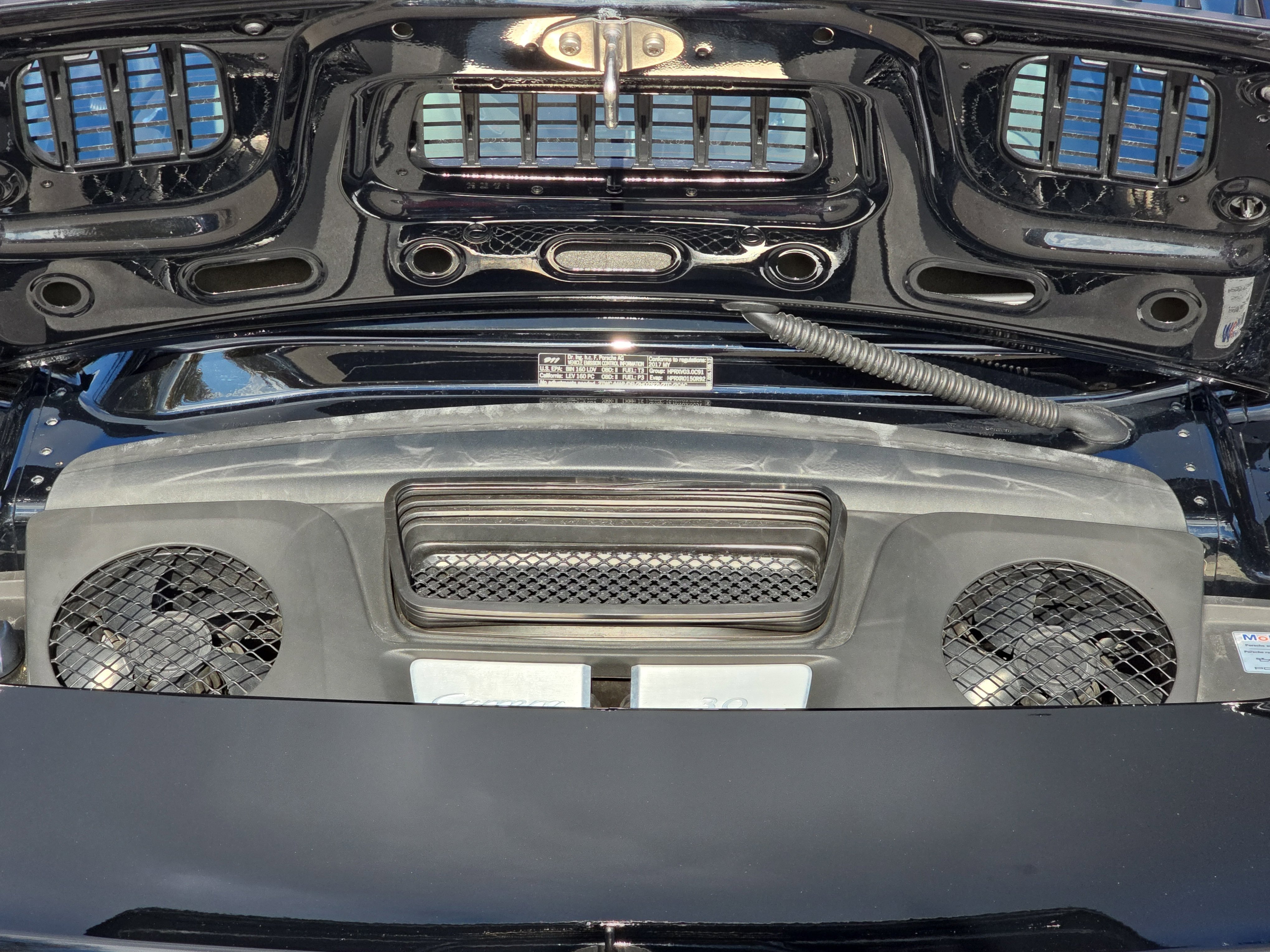 Used 2017 Porsche 911 Carrera image 12