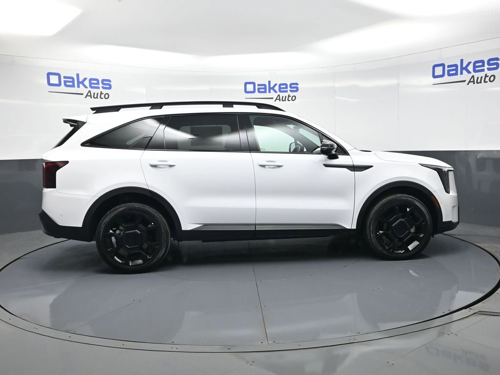 Certified 2026 Kia Sorento SX Prestige AWD/4WD image 9