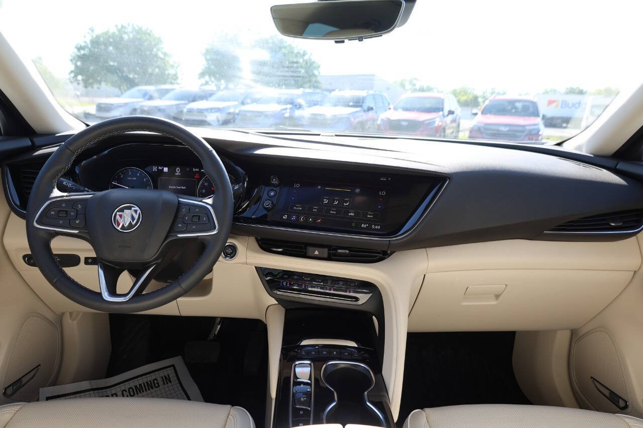 Used 2023 Buick Envision Avenir AWD/4WD image 14