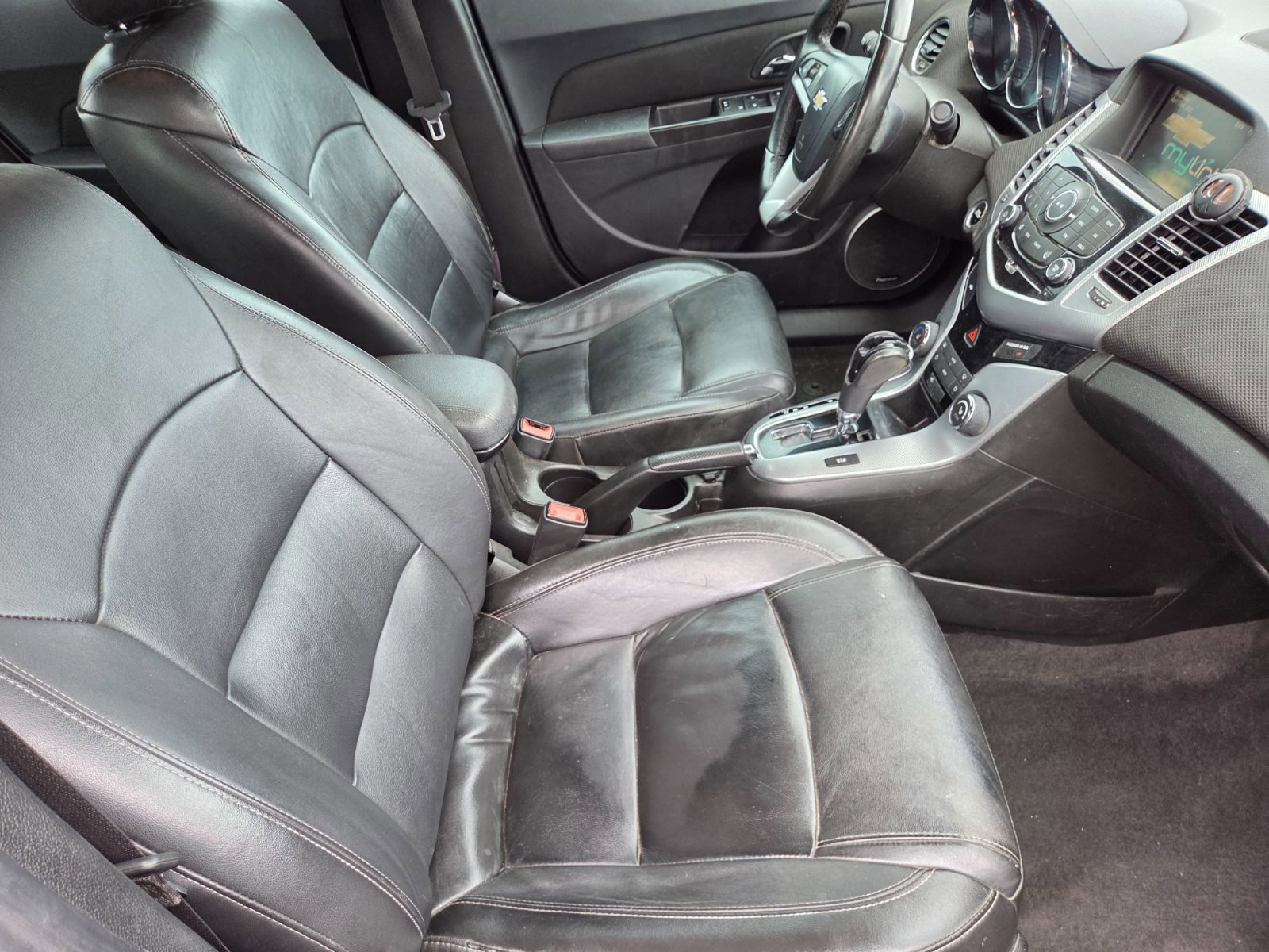 Used 2015 Chevrolet Cruze LTZ w/ Sun, Sound and Sport Package FWD image 14