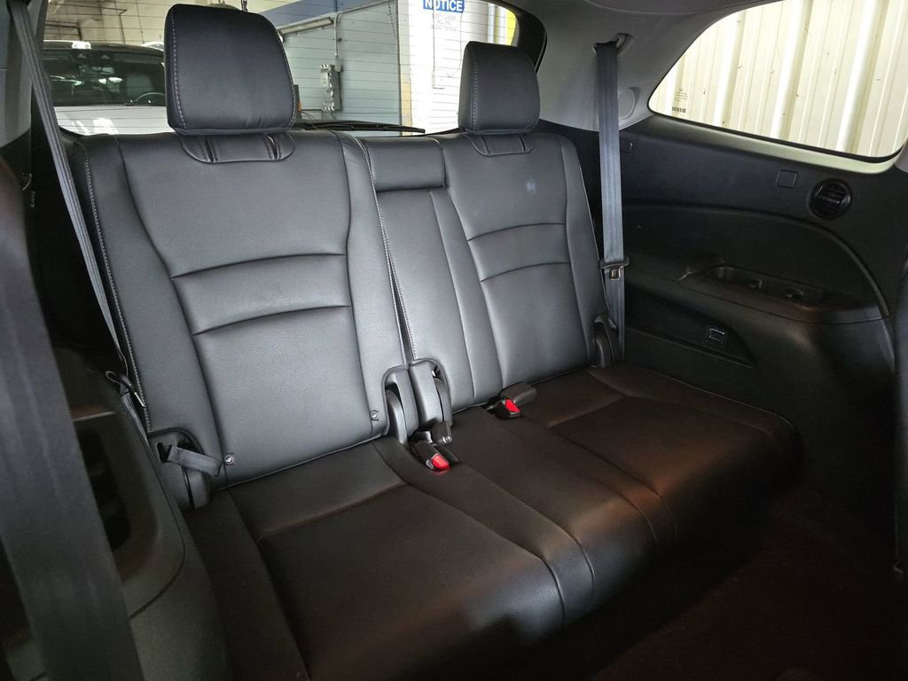 Used 2019 Honda Pilot Elite image 14