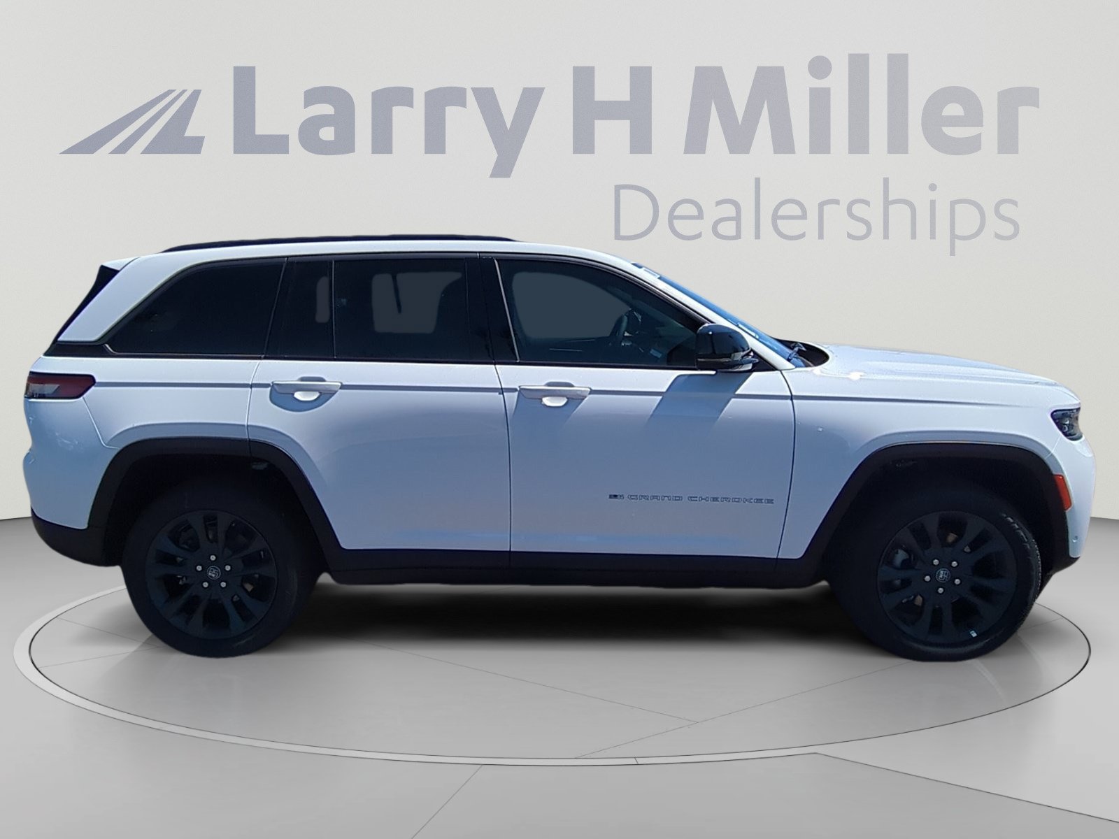 New 2026 Jeep Grand Cherokee Limited AWD/4WD image 6