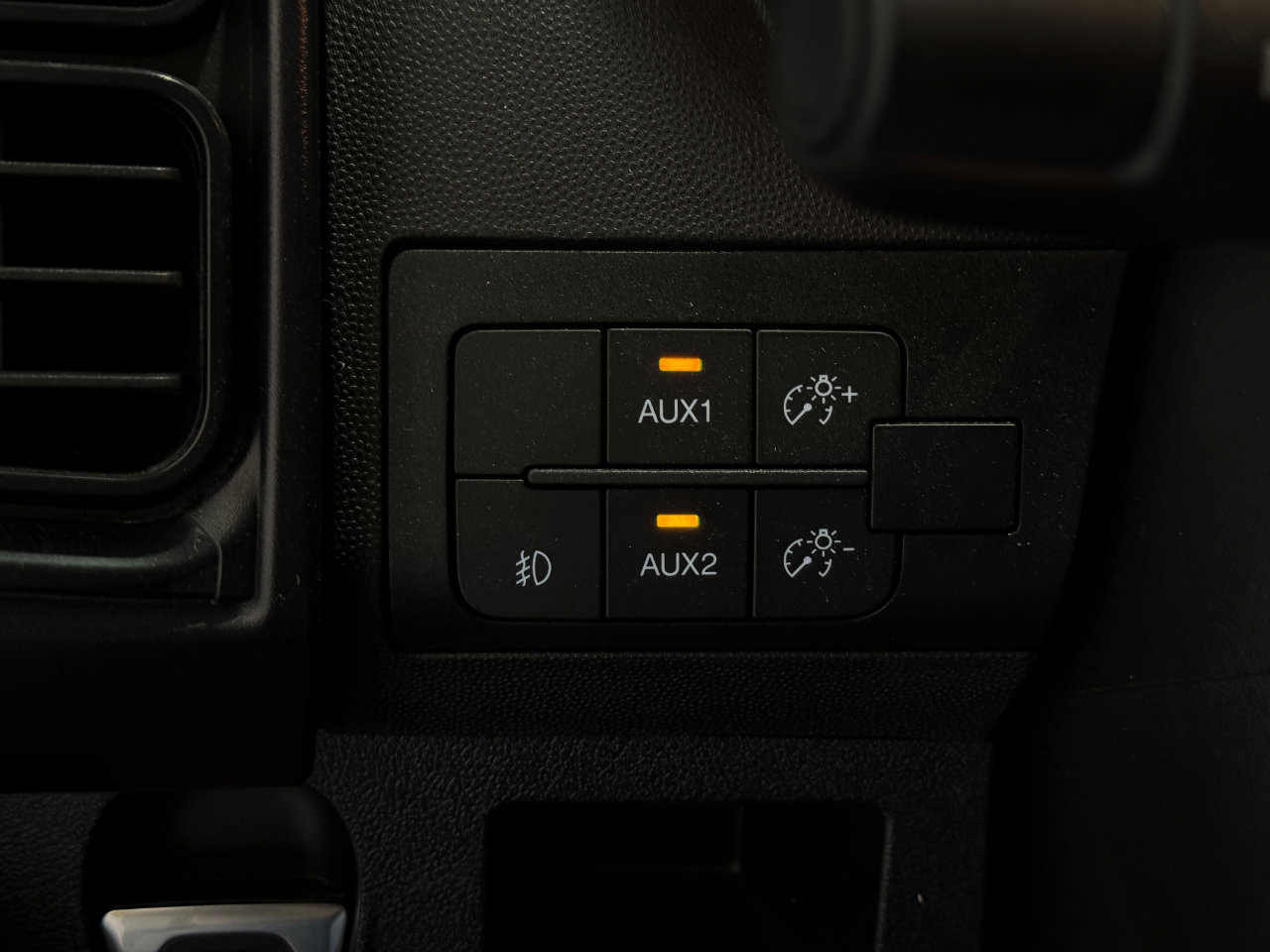 Used 2022 RAM ProMaster 2500 w/ Convenience Group image 26