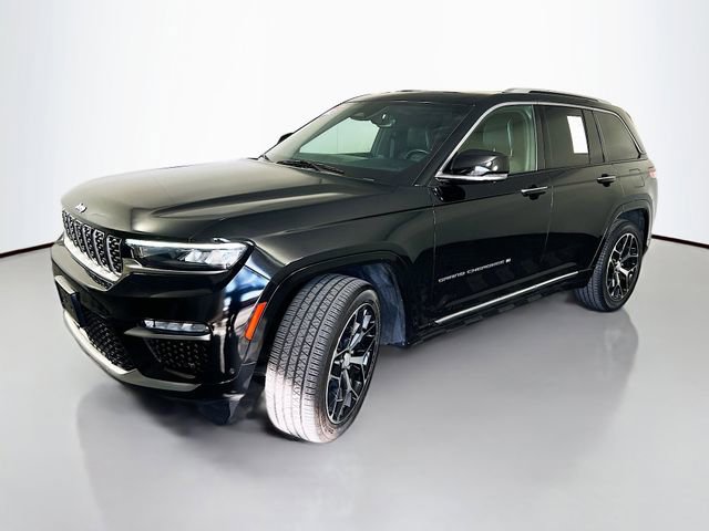 Used 2022 Jeep Grand Cherokee Summit image 4