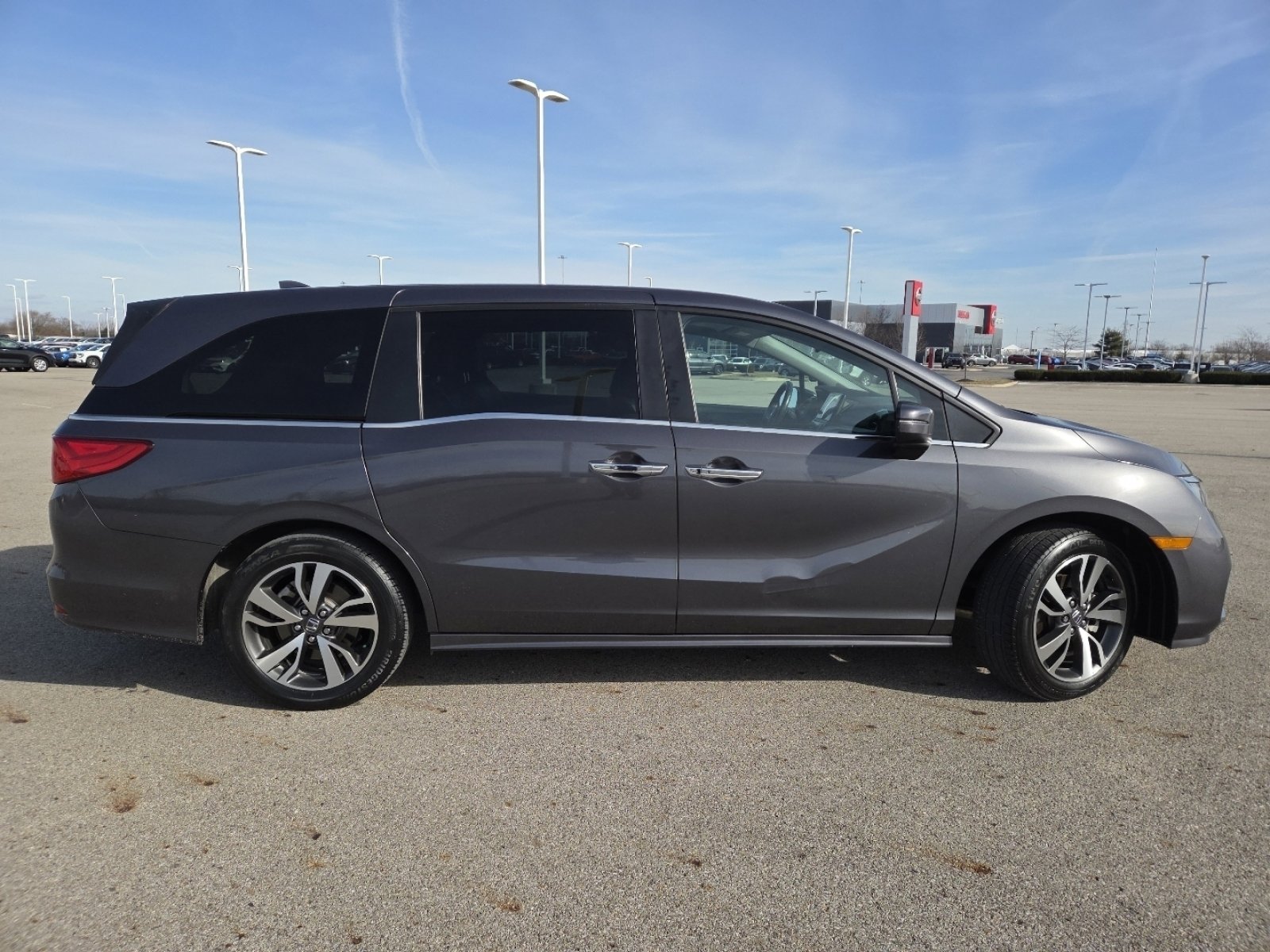 Used 2023 Honda Odyssey Touring image 18