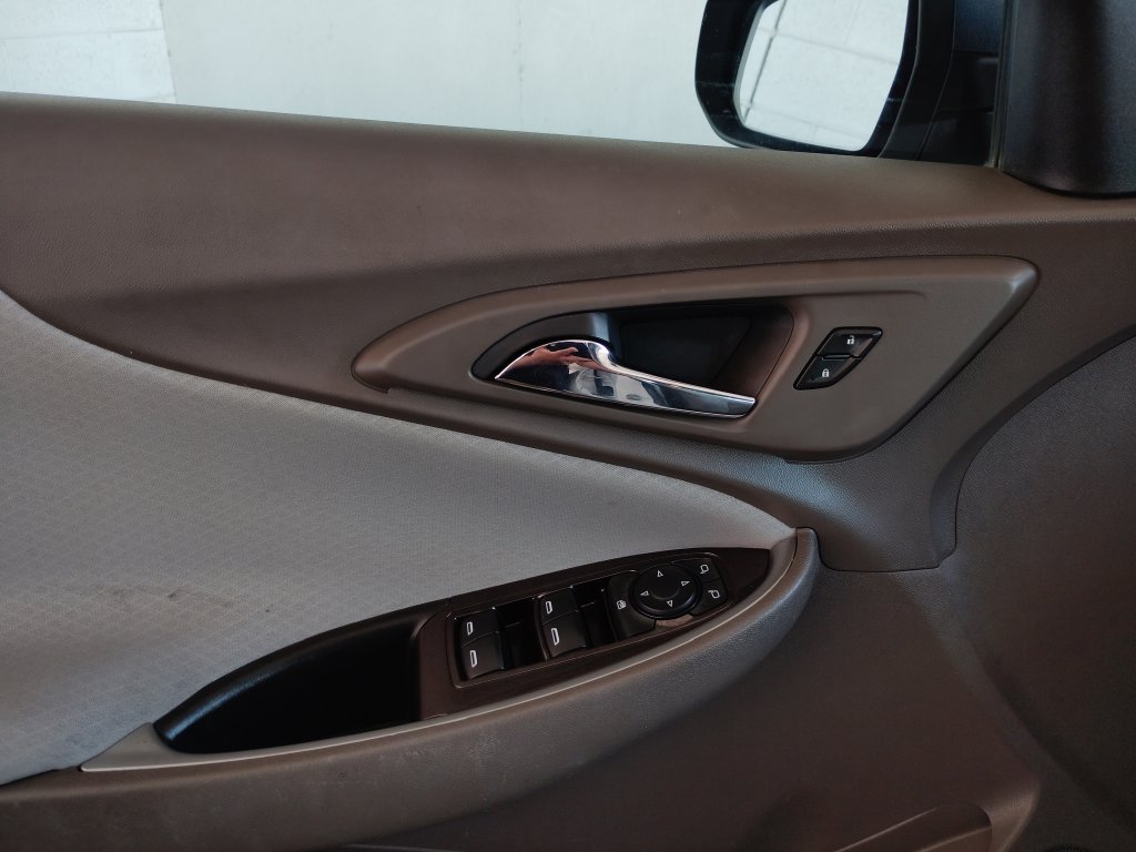 Used 2020 Chevrolet Malibu LS FWD image 22