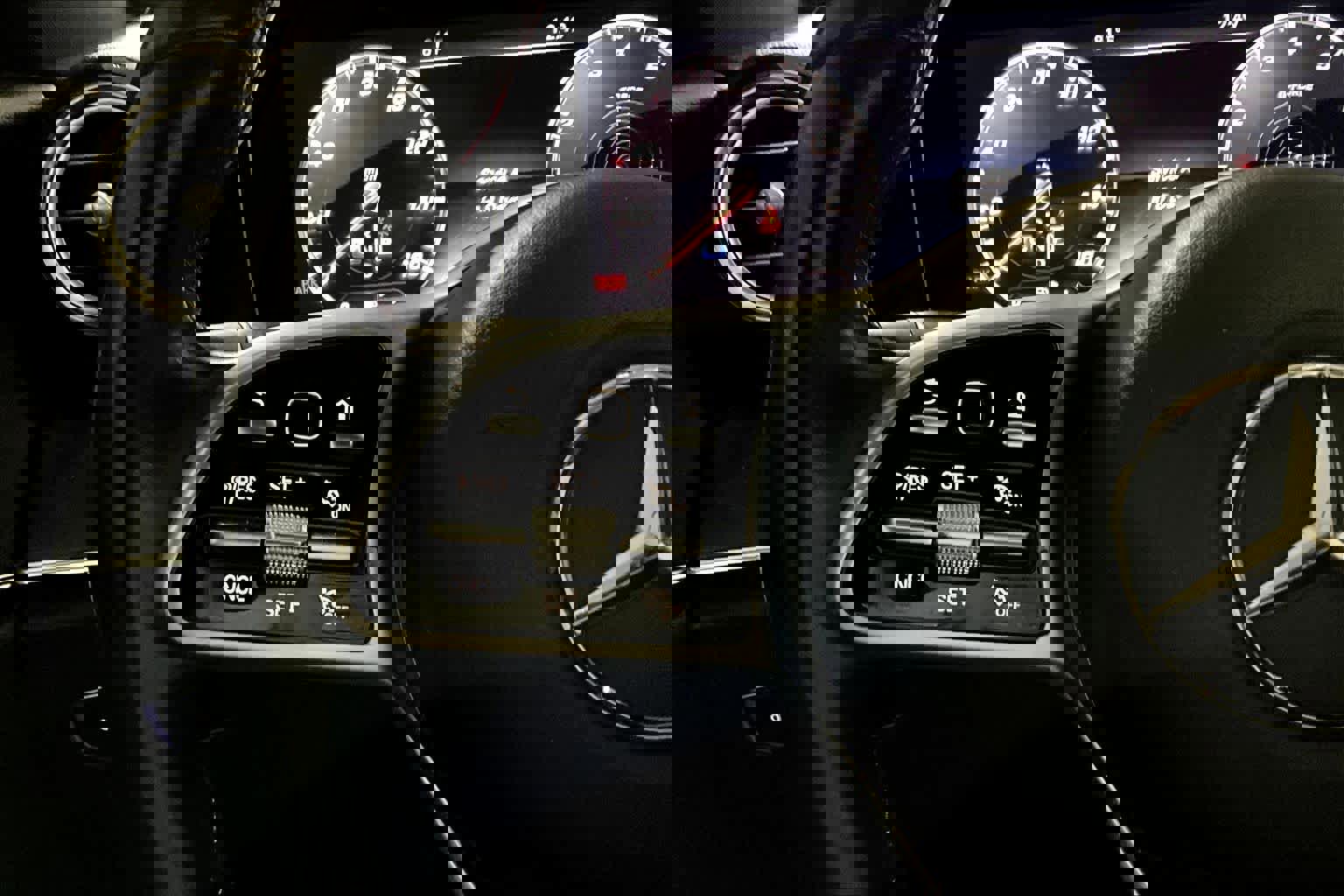 Used 2019 Mercedes-Benz E 300 image 23