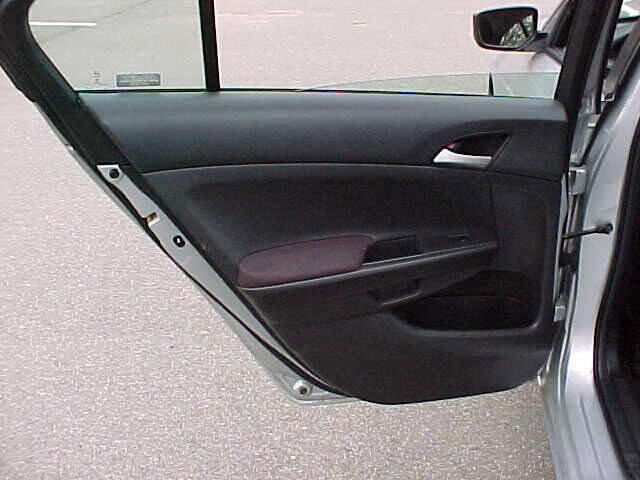 Used 2009 Honda Accord LX image 11