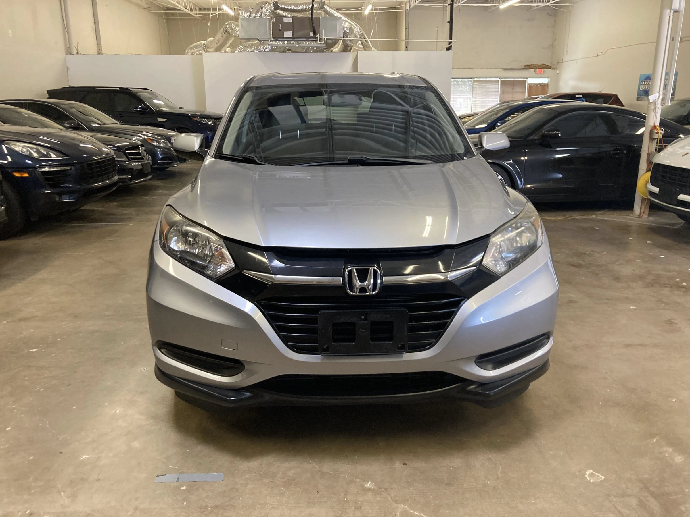 Used 2018 Honda HR-V LX image 5