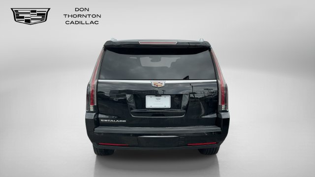 Used 2020 Cadillac Escalade Premium Luxury AWD/4WD image 4