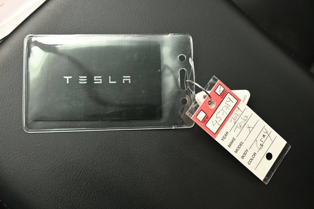 Used 2024 Tesla Model X AWD/4WD image 33