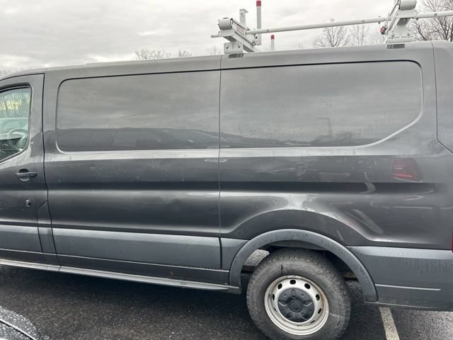 Used 2016 Ford Transit 150 130 Low Roof RWD image 4