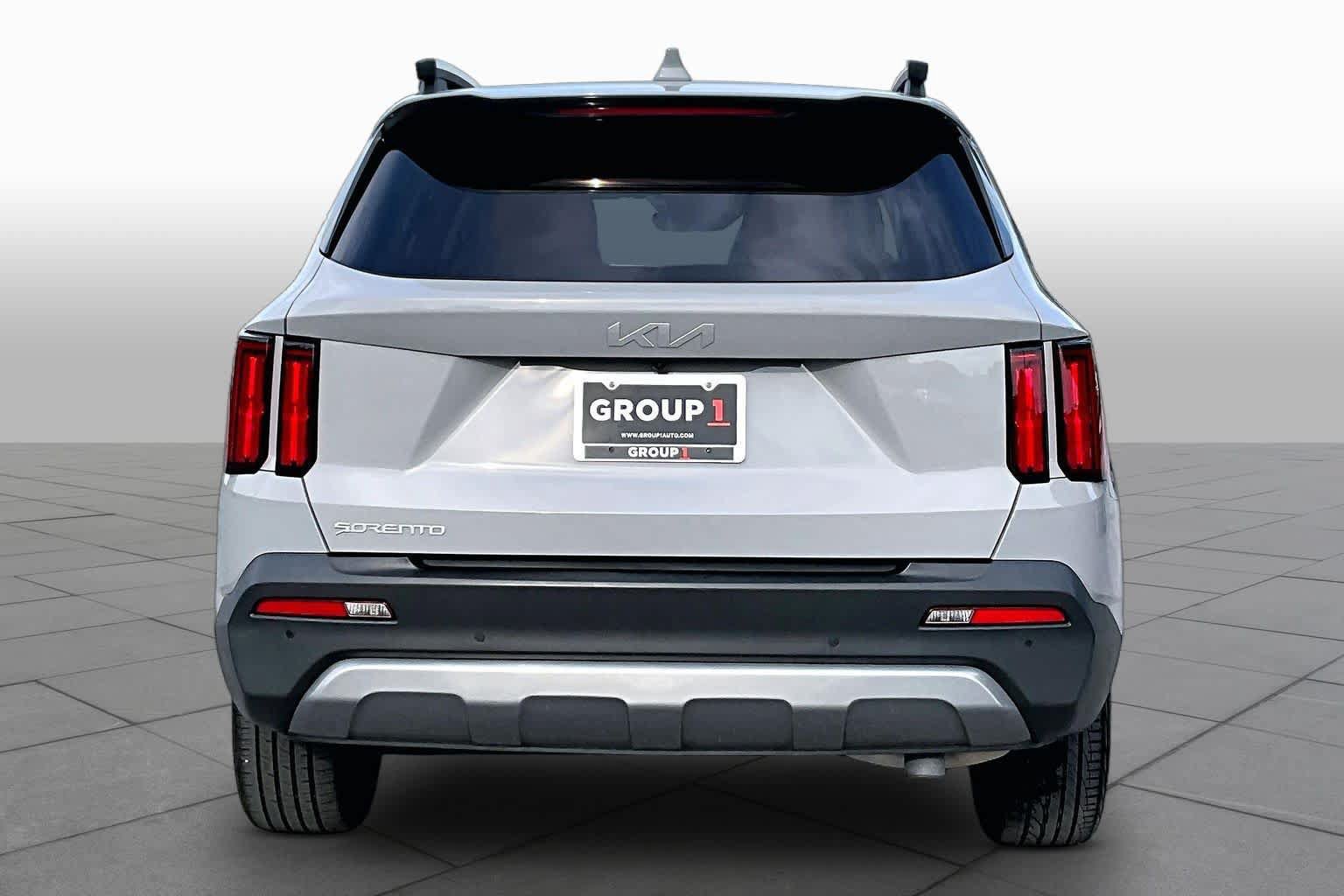 Used 2023 Kia Sorento SX Prestige AWD/4WD image 5