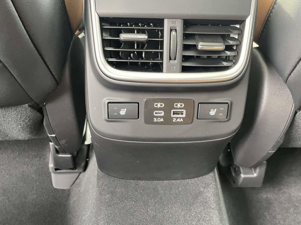 Certified 2025 Subaru Outback Touring XT image 13