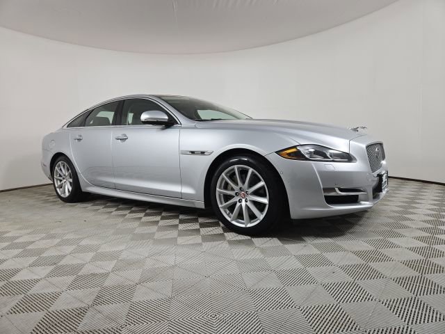 Used 2018 Jaguar XJ R-Sport AWD/4WD image 1