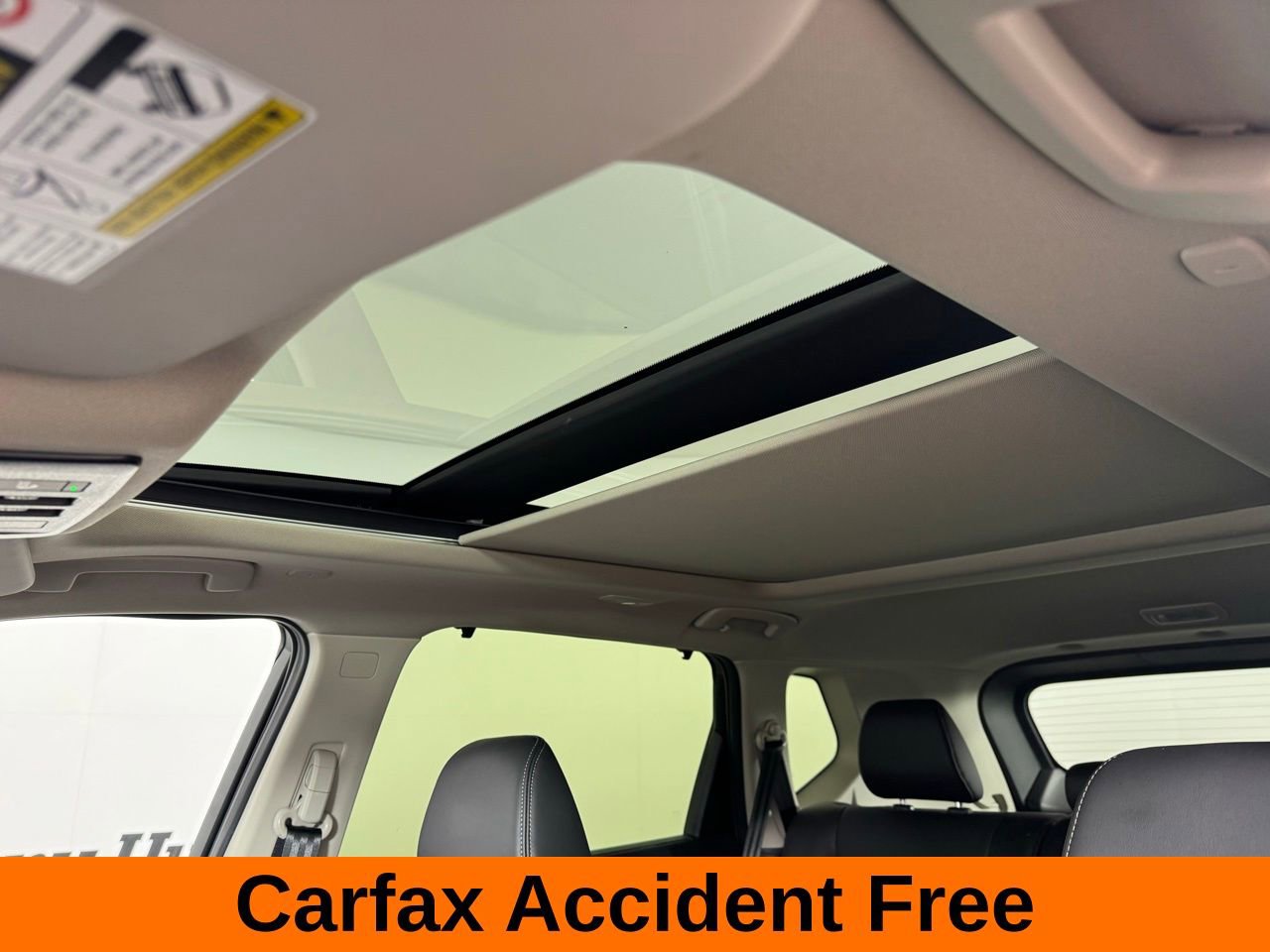 Used 2025 Nissan Rogue Platinum w/ Tech Package image 3