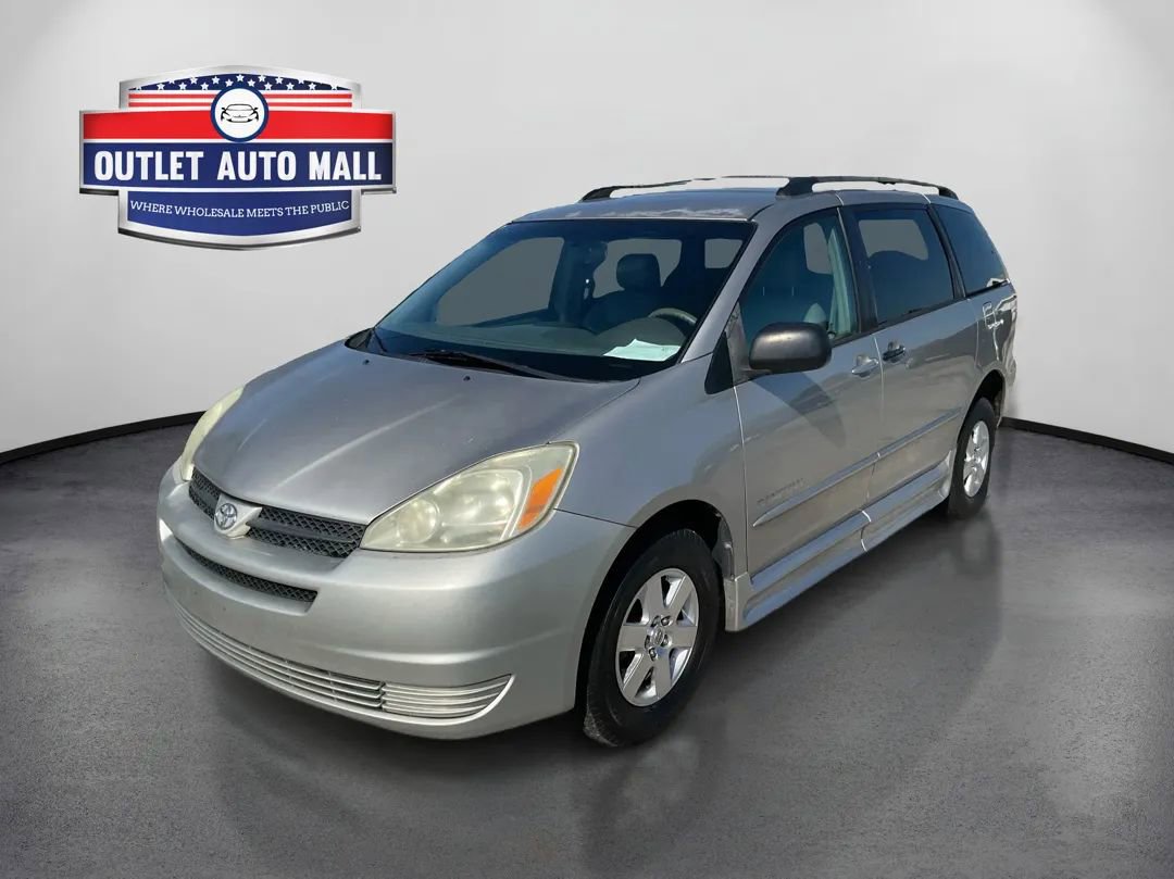 Used 2005 Toyota Sienna CE image 7