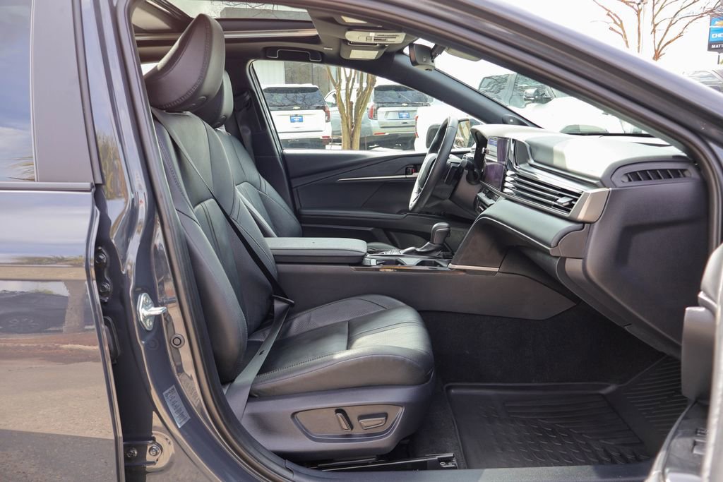 Used 2025 Toyota Camry XSE w/ Premium Plus Package FWD image 9