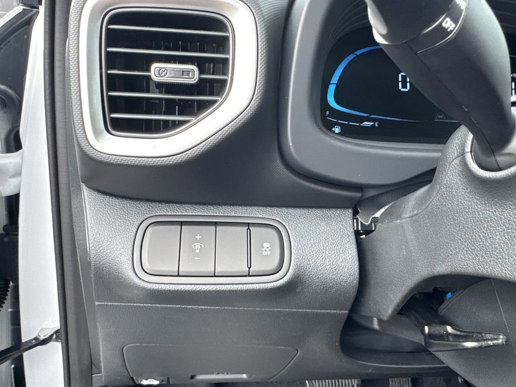 New 2026 Hyundai Venue SE image 21