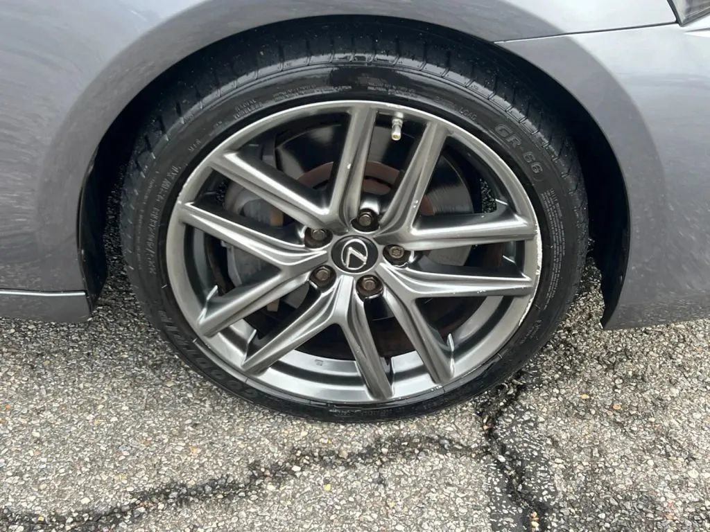 Used 2020 Lexus IS 350 F Sport w/ F Sport Package RWD image 35