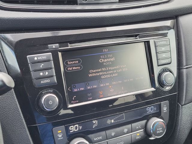 Used 2018 Nissan Rogue SV image 20