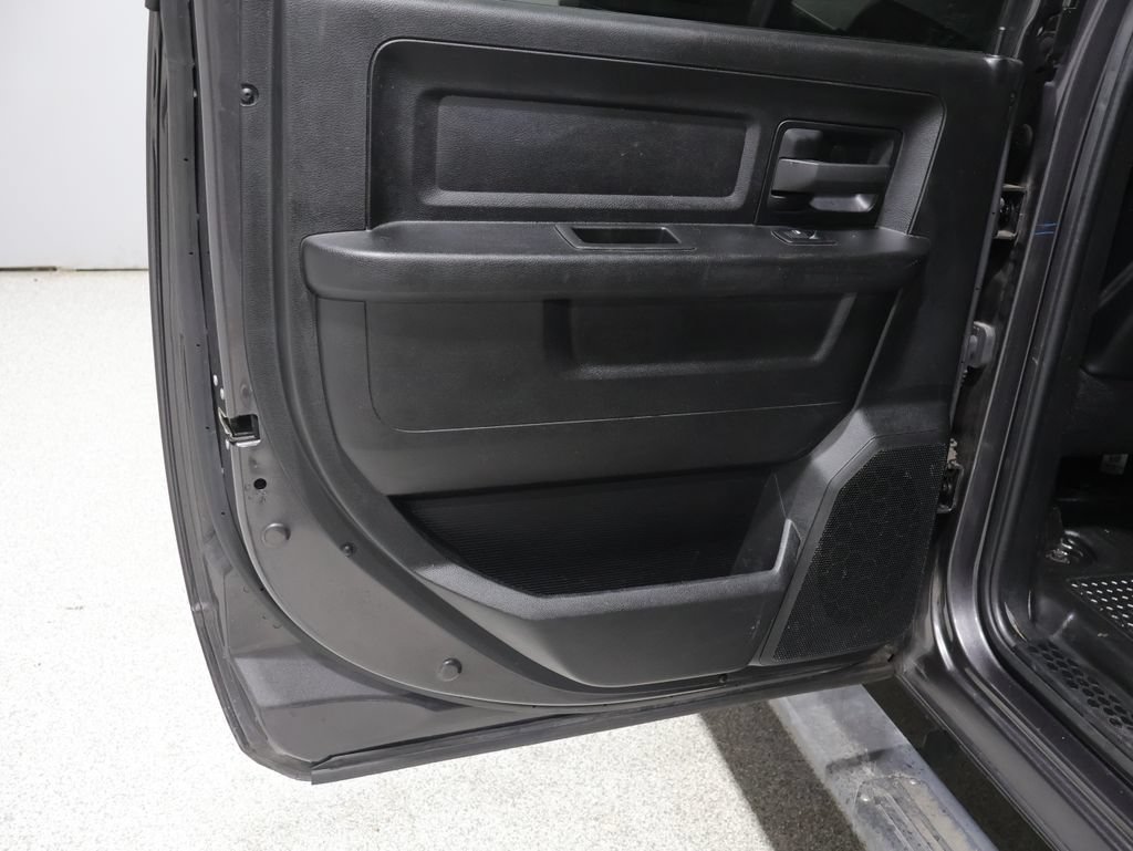 Used 2022 RAM 3500 Tradesman AWD/4WD image 19