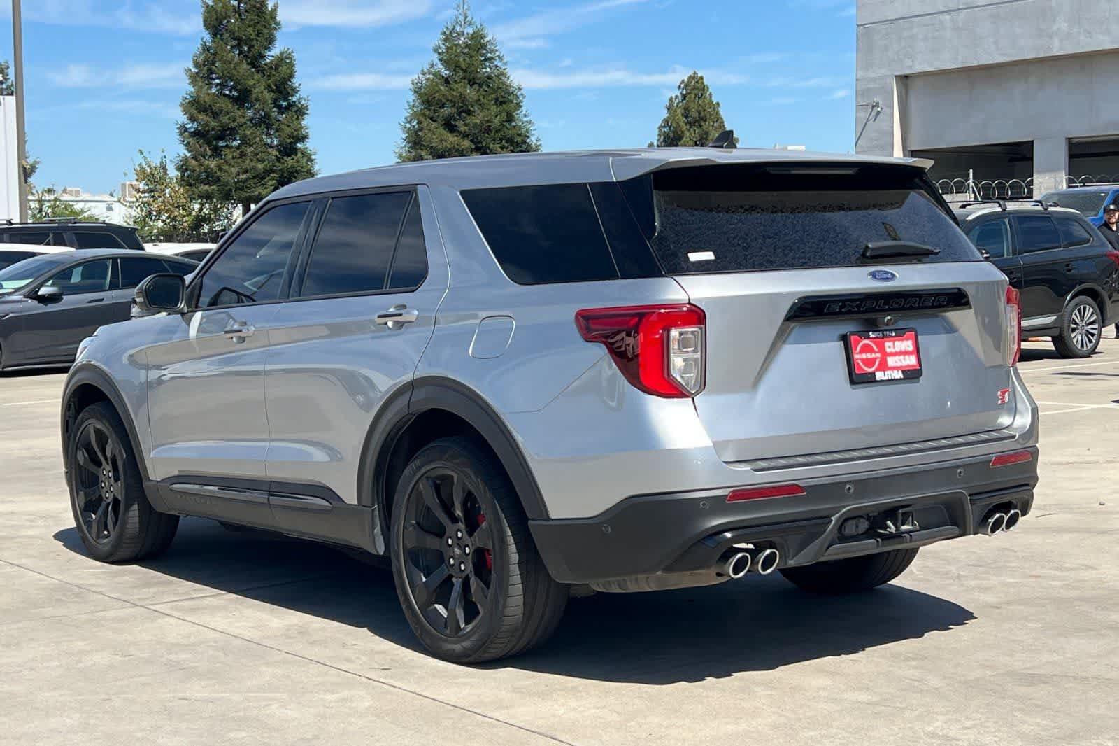 Used 2021 Ford Explorer ST w/ Equipment Group 401A AWD/4WD image 7