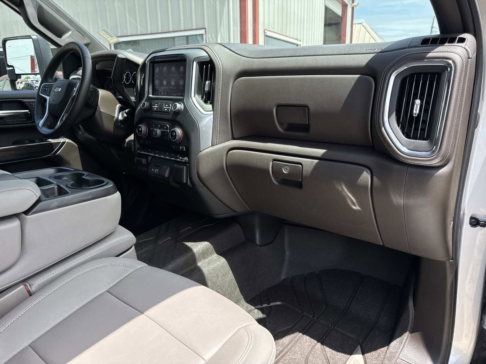 Used 2023 Chevrolet Silverado 2500 LT w/ Convenience Package image 12